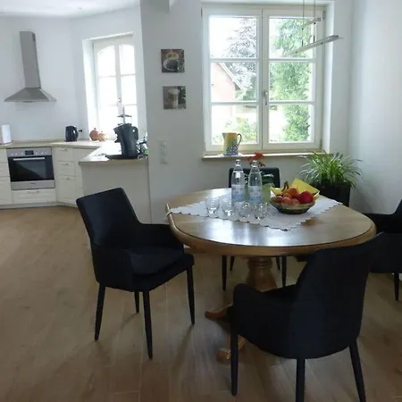 On The Eifelsteig * 罗埃特根